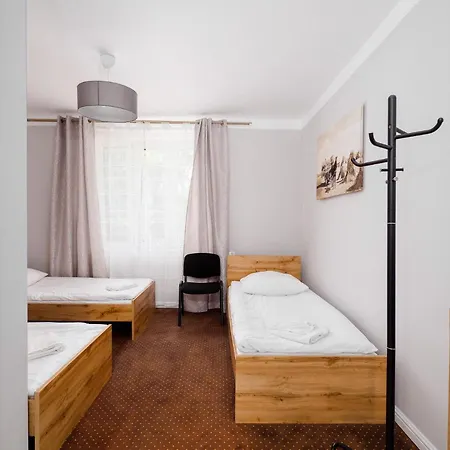 Pokoje W Parku I Folwarku Przy Palacu Lawica Kladsko Exteriér fotografie
