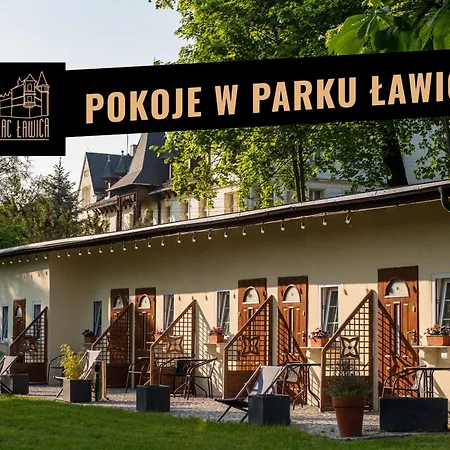 Pokoje W Parku I Folwarku Przy Palacu Lawica Kladsko Exteriér fotografie